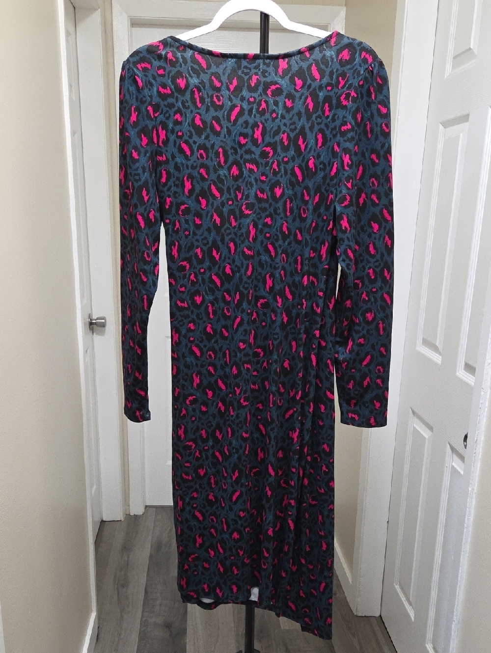 NWT APRICOT Black Pink Leopard Print Wrap Dress Plus Size Long Sleeve Ruched - Picture 11 of 12